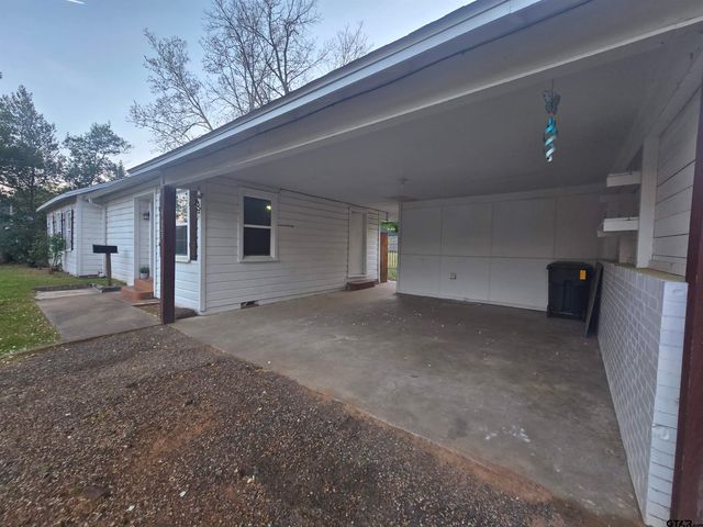 3623 New Copeland Rd, Tyler, TX 75701