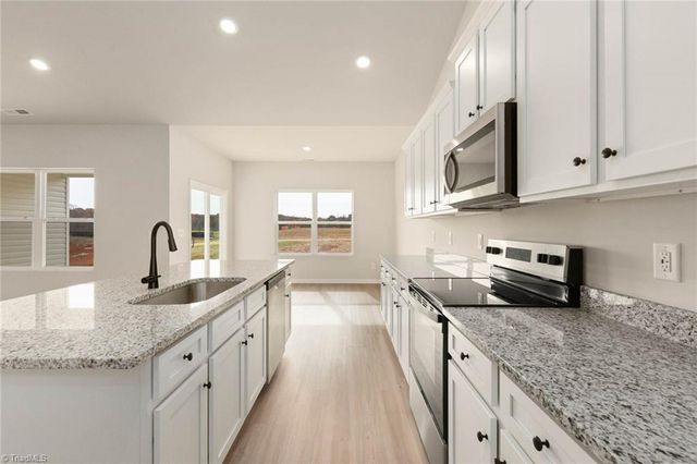 231 Macintosh Drive, King, NC 27021