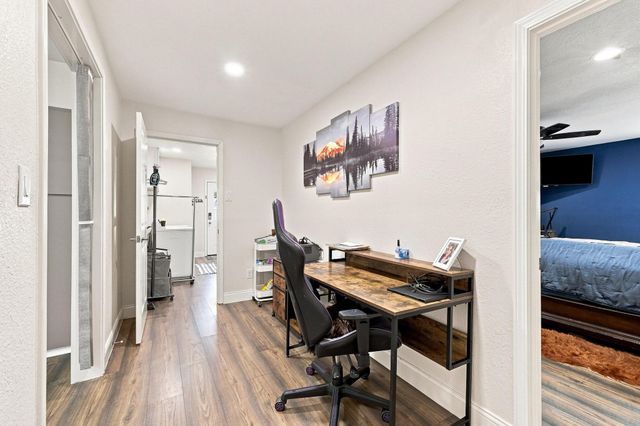 407 E Bois D Arc Street, Leonard, TX 75452