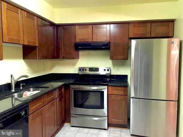 13236 GRAND JUNCTION DR, Fairfax, VA 22033