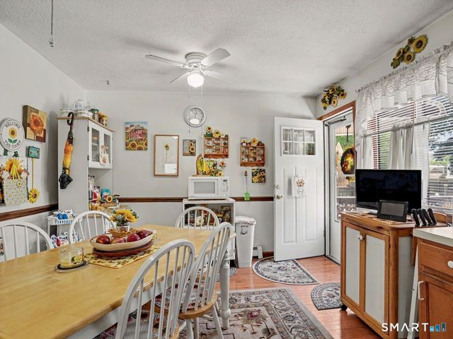 160 Granfield Avenue, Bridgeport, CT 06610