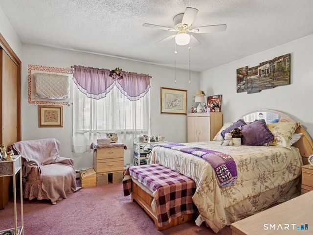 160 Granfield Avenue, Bridgeport, CT 06610