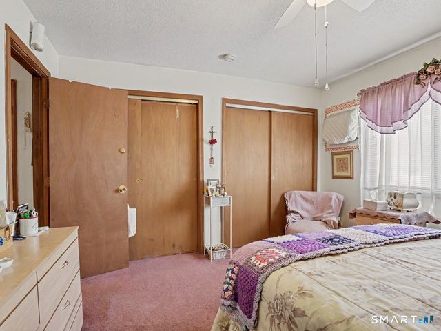 160 Granfield Avenue, Bridgeport, CT 06610