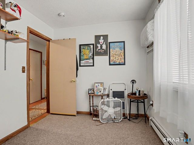 160 Granfield Avenue, Bridgeport, CT 06610