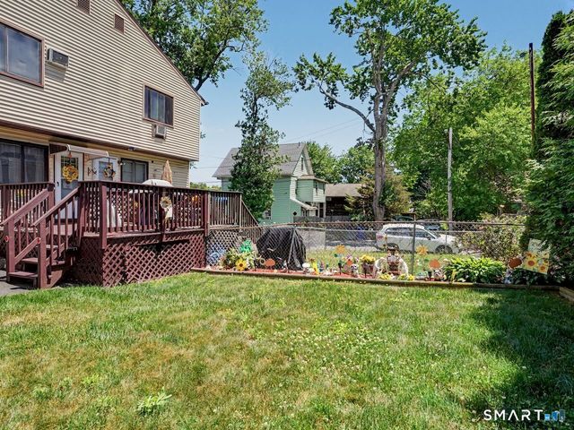 160 Granfield Avenue, Bridgeport, CT 06610