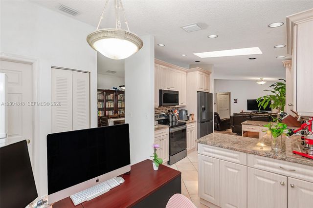7609 Sunflower Drive, Margate, FL 33063