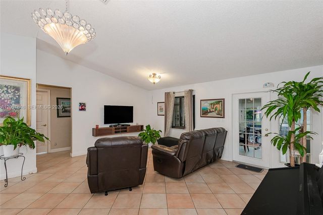 7609 Sunflower Drive, Margate, FL 33063