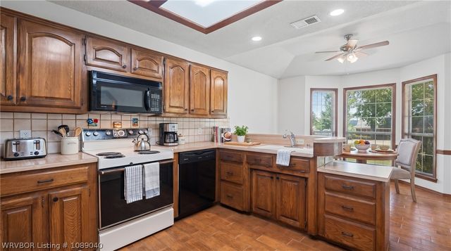 905 Fir Drive, Van Buren, AR 72956