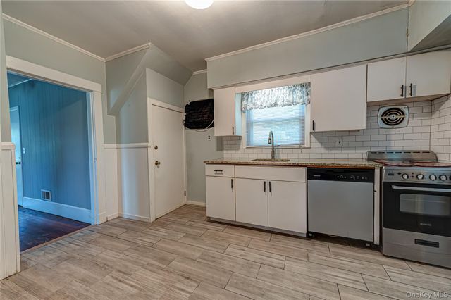 129 Bay Avenue, Patchogue, NY 11772
