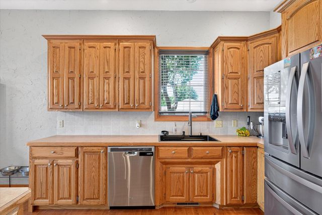 527 Snowbird Terrace, Rogersville, MO 65742
