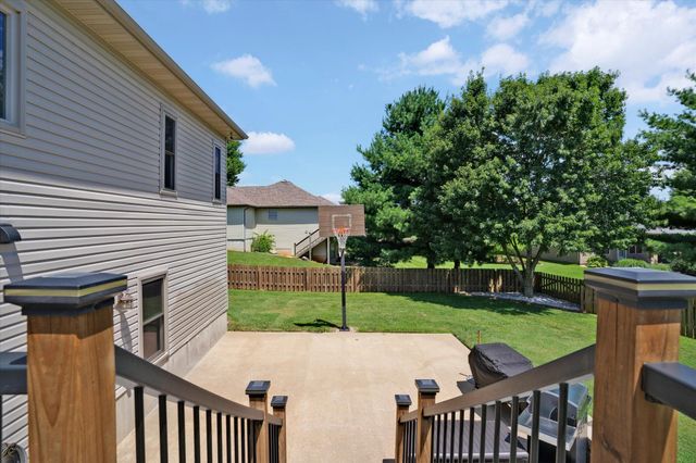 527 Snowbird Terrace, Rogersville, MO 65742
