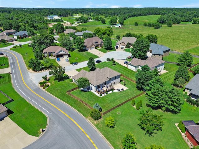 527 Snowbird Terrace, Rogersville, MO 65742