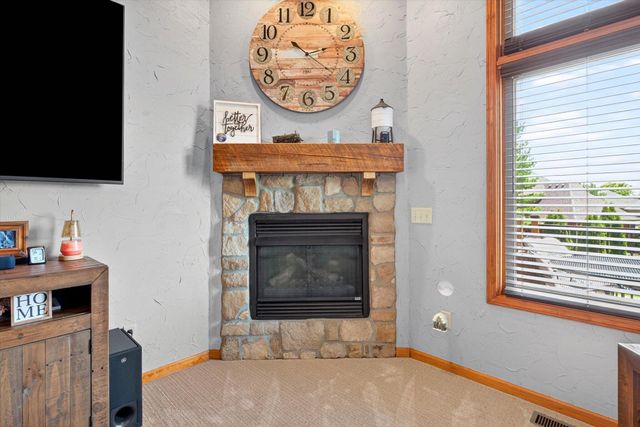 527 Snowbird Terrace, Rogersville, MO 65742