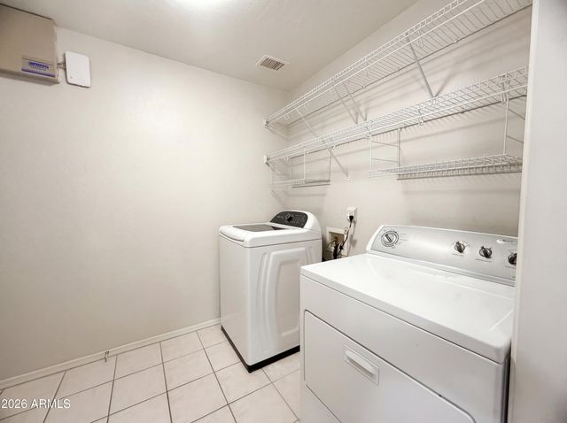 556 N OVERLAND --, Mesa, AZ 85207