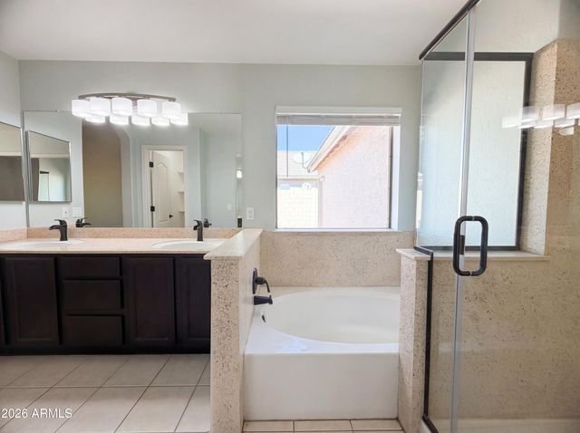 556 N OVERLAND --, Mesa, AZ 85207