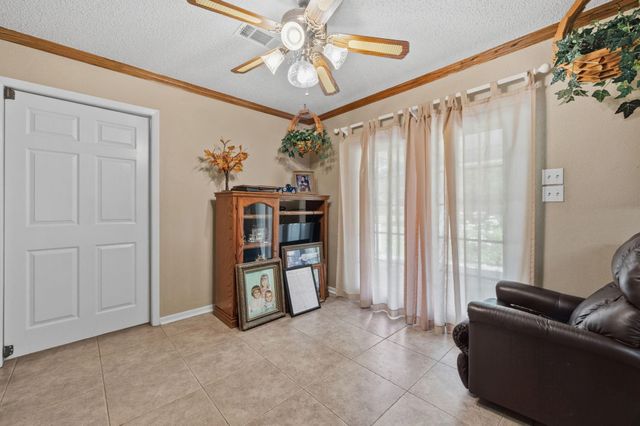 104 Shady Lane, Liberty, TX 77535