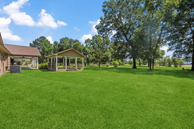 104 Shady Lane, Liberty, TX 77535