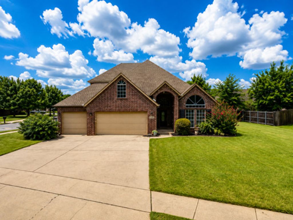 4604 N Narcissus Avenue, Broken Arrow, OK 74012