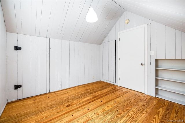 11 Hillside Place, Rye, NY 10580