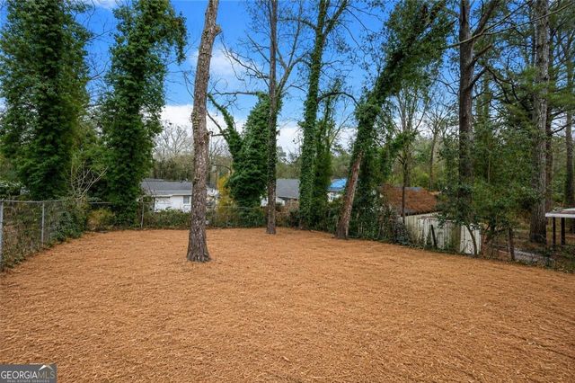 641 Hamilton E Holmes Drive NW, Atlanta, GA 30318
