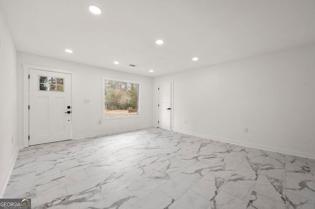 641 Hamilton E Holmes Drive NW, Atlanta, GA 30318
