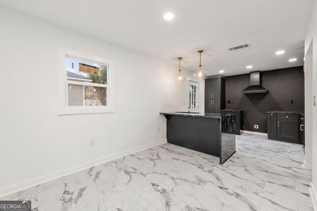641 Hamilton E Holmes Drive NW, Atlanta, GA 30318