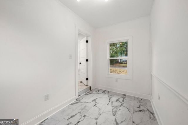 641 Hamilton E Holmes Drive NW, Atlanta, GA 30318