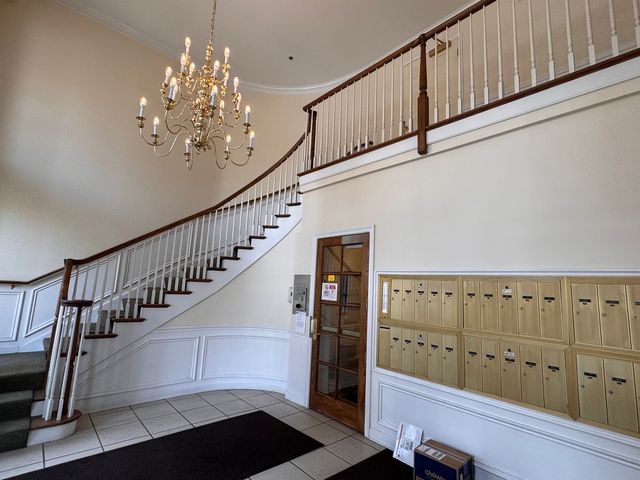 3135 Town Square Drive 104, Rolling Meadows, IL 60008