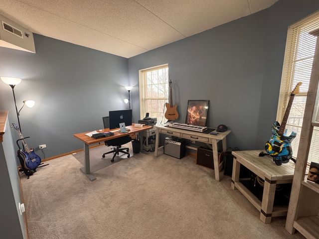 3135 Town Square Drive 104, Rolling Meadows, IL 60008