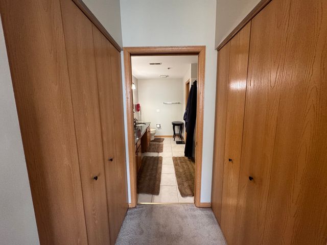 3135 Town Square Drive 104, Rolling Meadows, IL 60008