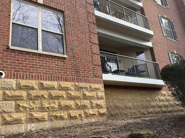 3135 Town Square Drive 104, Rolling Meadows, IL 60008