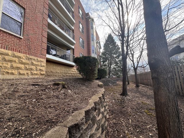 3135 Town Square Drive 104, Rolling Meadows, IL 60008