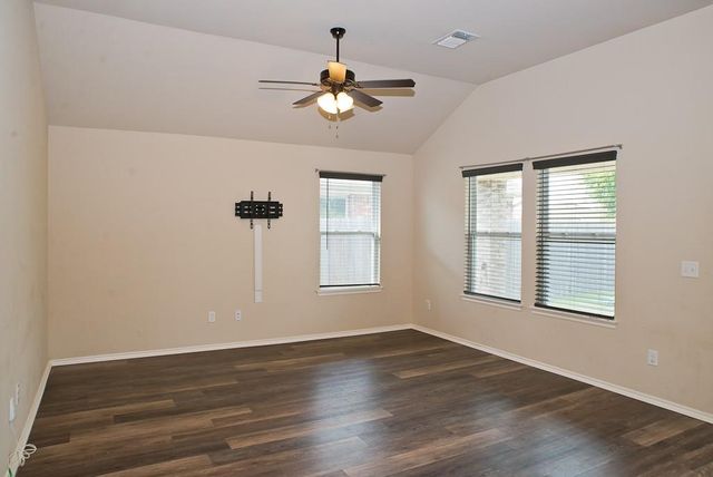 1225 SW 158th Street, Oklahoma City, OK 73170