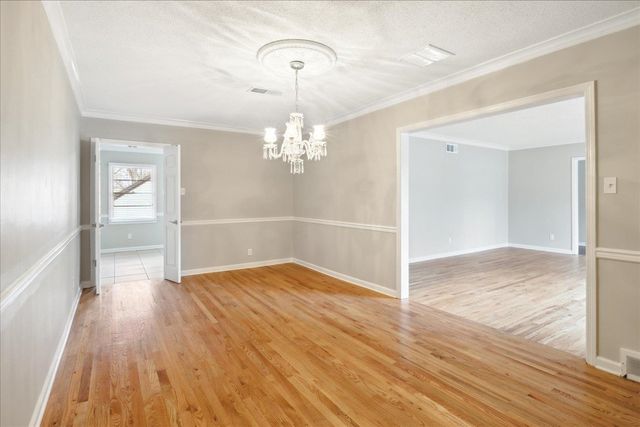 5676 WALNUT GROVE PL, Memphis, TN 38120