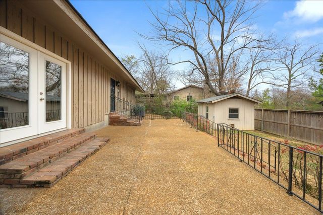 5676 WALNUT GROVE PL, Memphis, TN 38120
