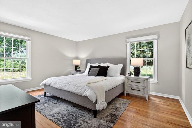 6 AQUA TER, Pennington, NJ 08534