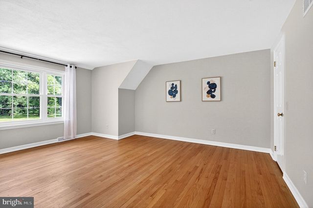 6 AQUA TER, Pennington, NJ 08534