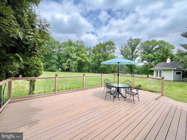 6 AQUA TER, Pennington, NJ 08534