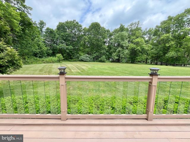 6 AQUA TER, Pennington, NJ 08534