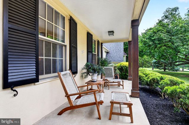 6 AQUA TER, Pennington, NJ 08534