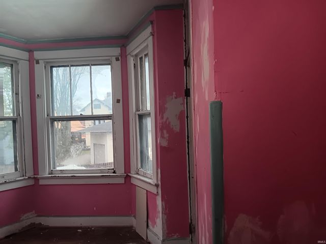 1018 E Mulberry Street, Evansville, IN 47714