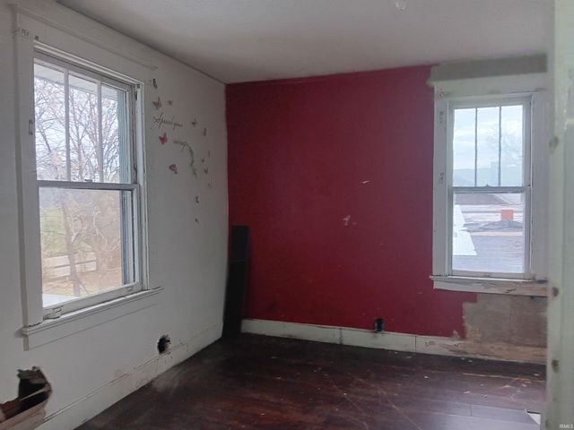 1018 E Mulberry Street, Evansville, IN 47714