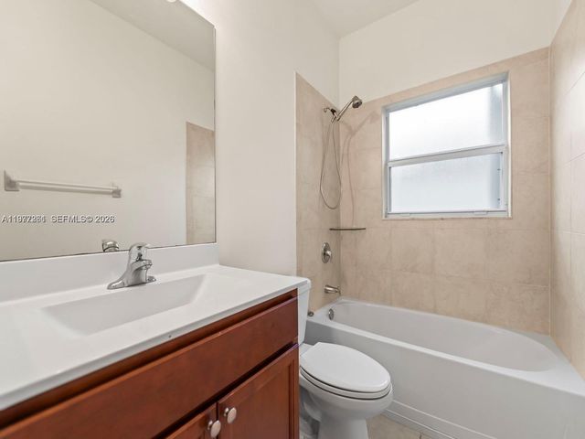 236 SE 32nd Ave, Homestead, FL 33033