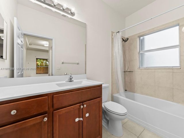 236 SE 32nd Ave, Homestead, FL 33033