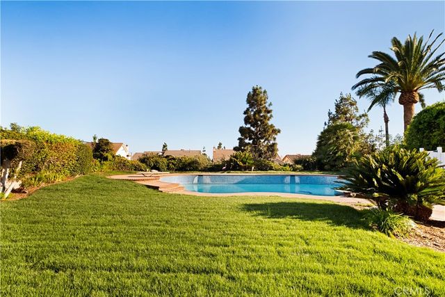 18134 Sandringham Court, Porter Ranch, CA 91326