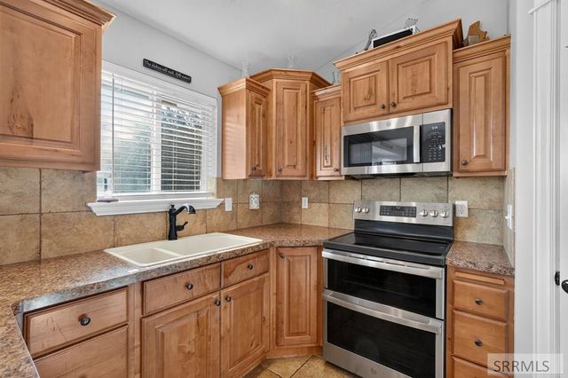 4543 Hershey Loop, Chubbuck, ID 83202