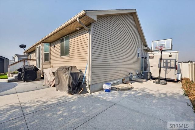 4543 Hershey Loop, Chubbuck, ID 83202