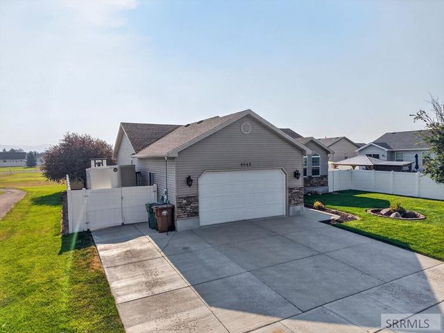 4543 Hershey Loop, Chubbuck, ID 83202