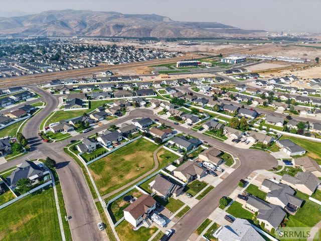 4543 Hershey Loop, Chubbuck, ID 83202