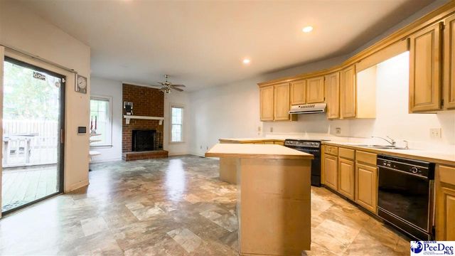 708 Yorkshire Court, Florence, SC 29505